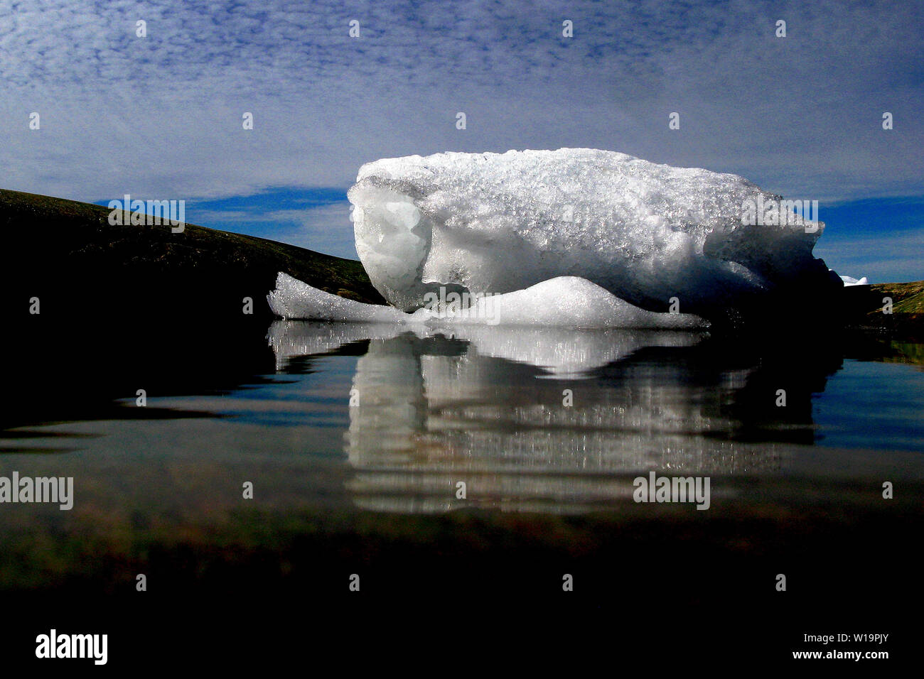 Schmelzendes Eis aus schnellste Gletscher der Welt, der jakobshavn Gletscher in der Nähe von Ilulissat auf Grönland. Die globale Erwärmung accellerated das Schmelzen und das Kalben der Eisberge. Stockfoto