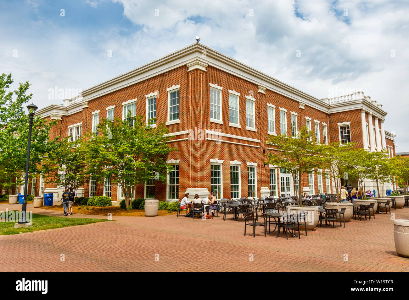 CULLOWHEE, NC, USA - Mai 4: Innenhof Speisesaal am 4. Mai 2019 an der Western Carolina University in Cullowhee, North Carolina. Stockfoto