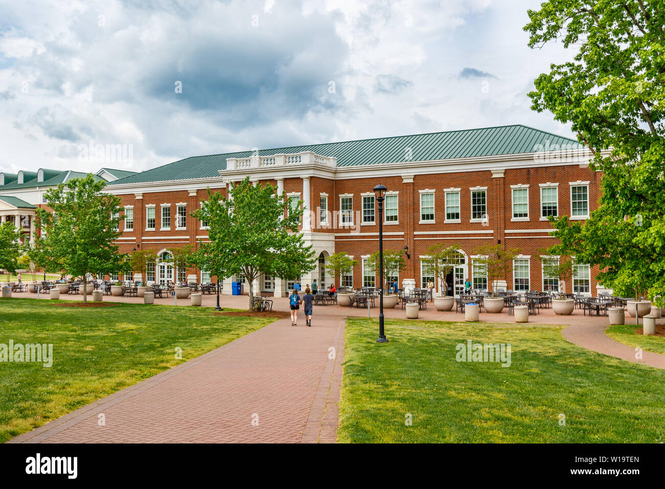 CULLOWHEE, NC, USA - Mai 4: Innenhof Speisesaal am 4. Mai 2019 an der Western Carolina University in Cullowhee, North Carolina. Stockfoto