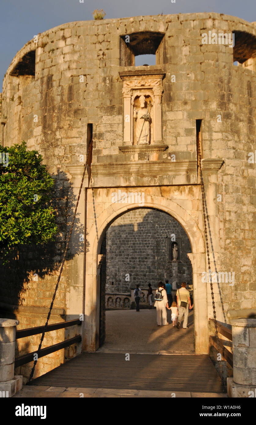 Pile Gate, die Altstadt von Dubrovnik, Kroatien Stockfoto