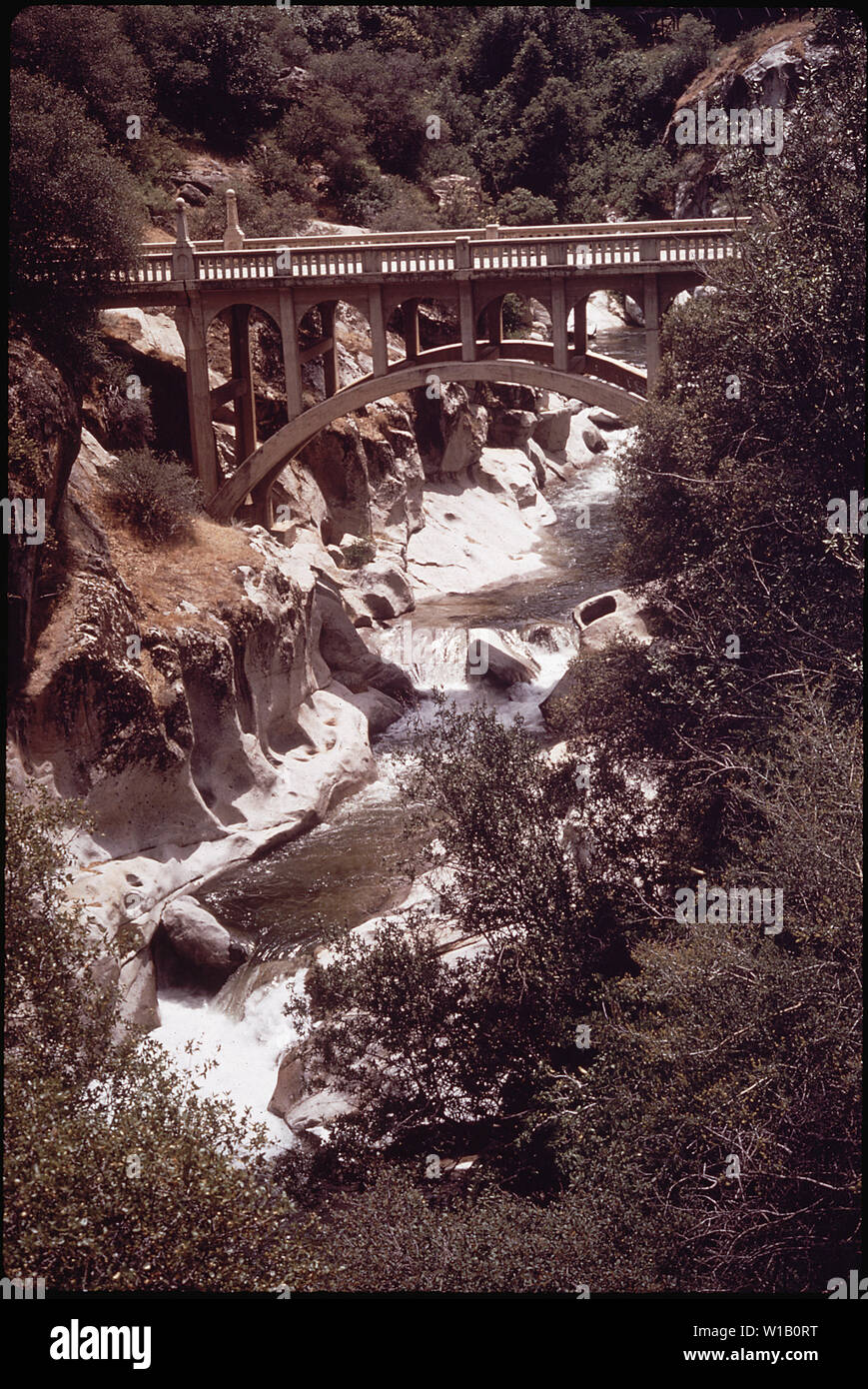 Brücke an der Straße nach MINERAL KÖNIG Stockfoto