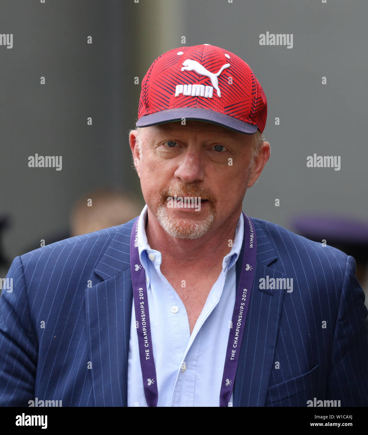 Wimbledon, London, UK. 1. Juli 2019. Ehemalige Wimbledon Meister Boris Becker, am ersten Tag der Wimbledon Championships Tennis, Wimbledon, London am 1. Juli 2019 Credit: Paul Marriott/Alamy leben Nachrichten Stockfoto