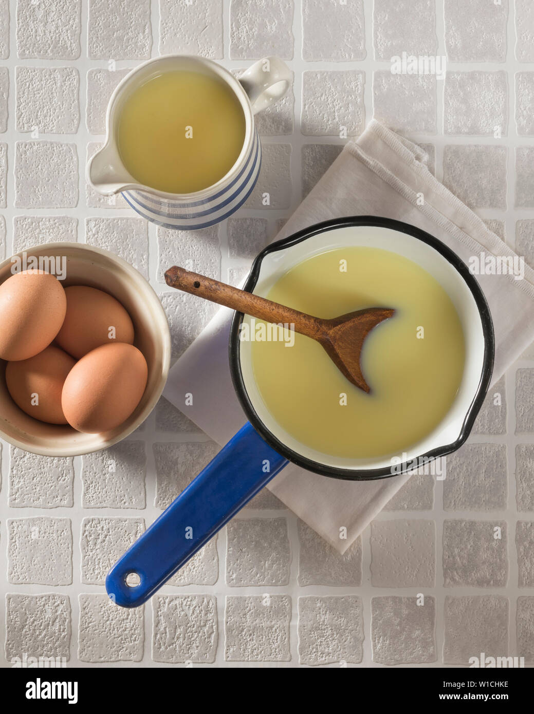 Vanillepudding. Vanille Dessert Sauce. Stockfoto