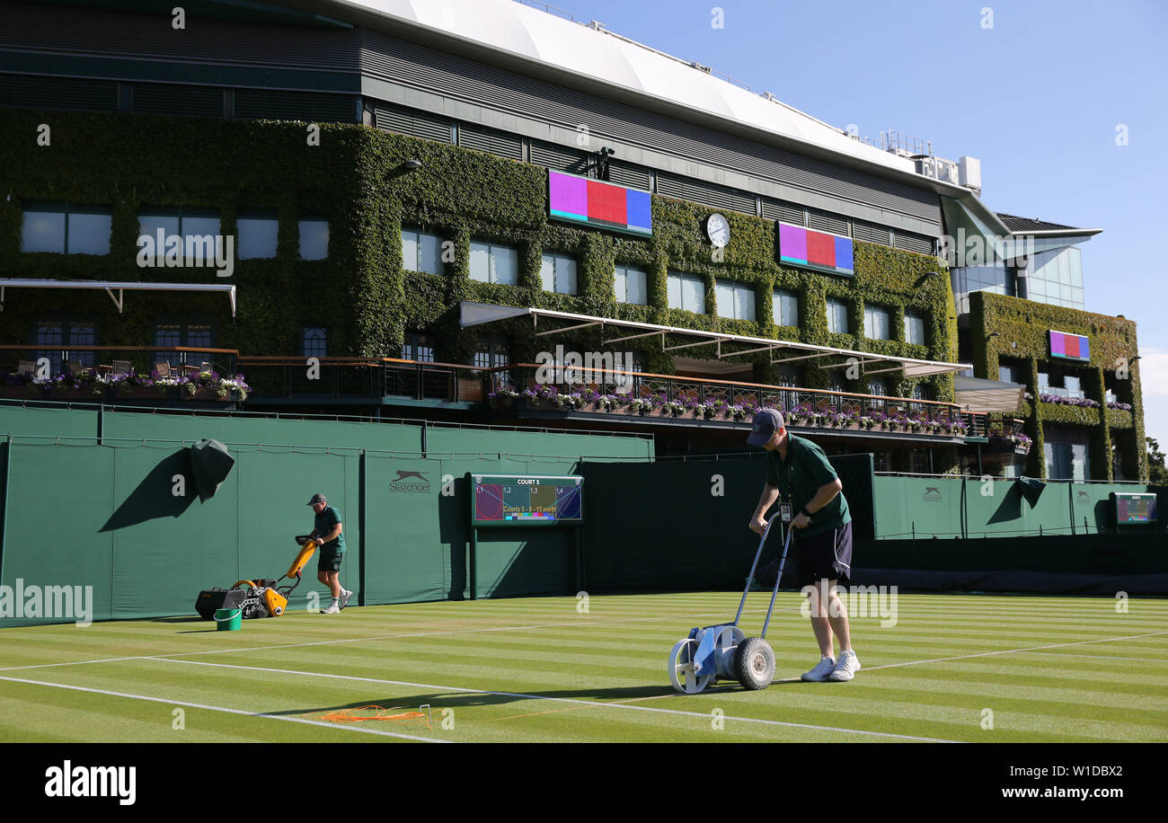 Gericht Vorbereitung am 2. Tag der Meisterschaften, die Wimbledon Championships 2019, 2019 Stockfoto