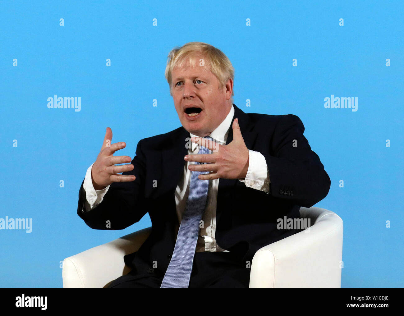 Konservative Partei Führung Kämpfer Boris Johnson während einer Tory Führung hustings in Belfast. Stockfoto