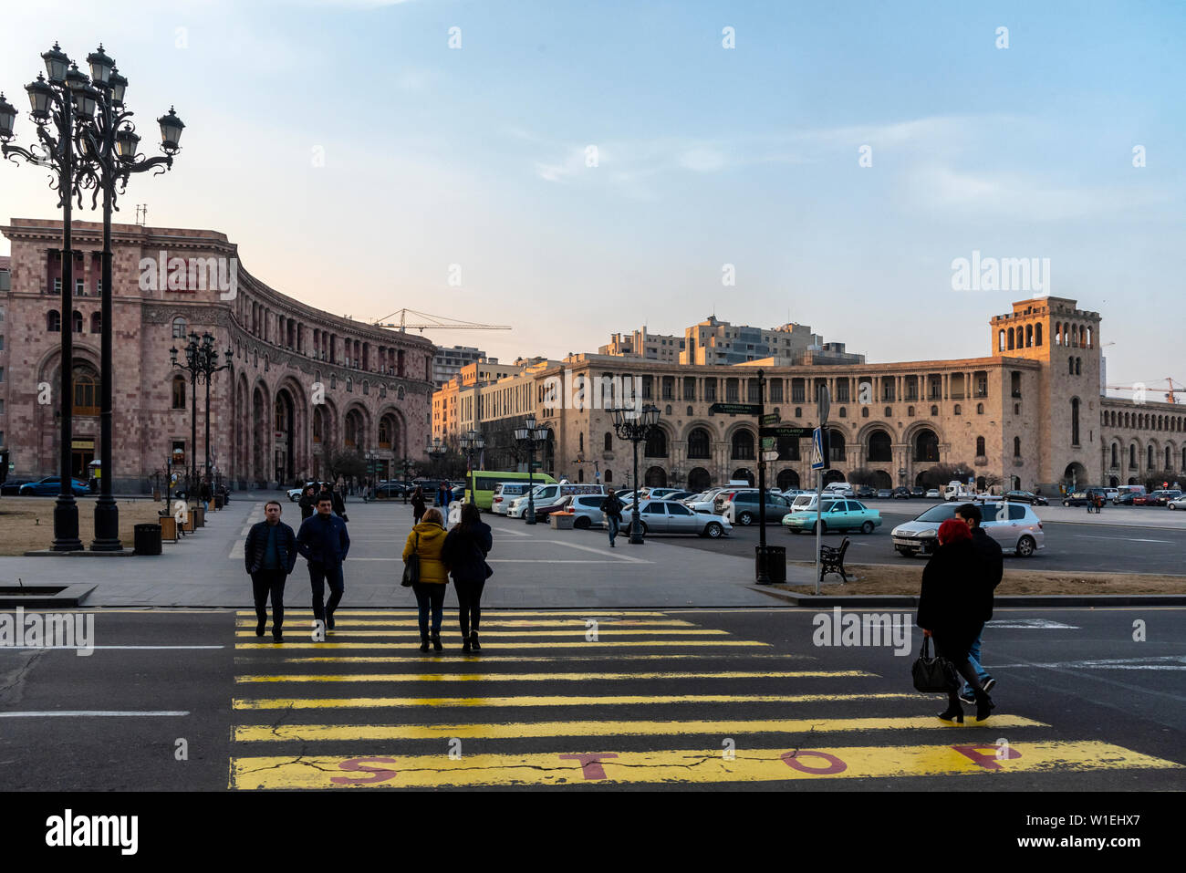 Das National History Museum auf dem zentralen Platz der Republik. Platz der Republik ist der Hauptplatz in Eriwan, Armenien Stockfoto