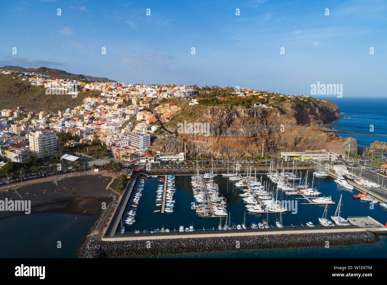 Antenne drone Aussicht auf San Sebastian de la Gomera Stadt und Marina, UNESCO Biosphäre Website, La Gomera, Kanarische Inseln, Spanien, Atlantik, Europa Stockfoto