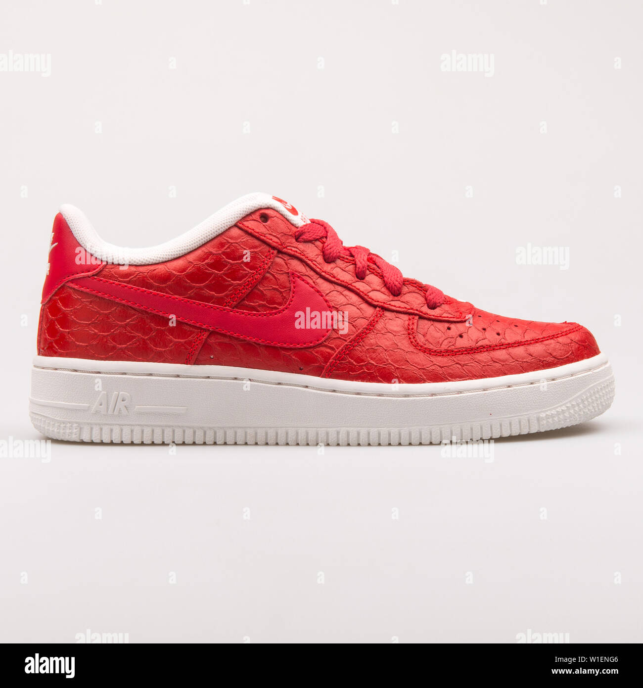 nike air force one rot