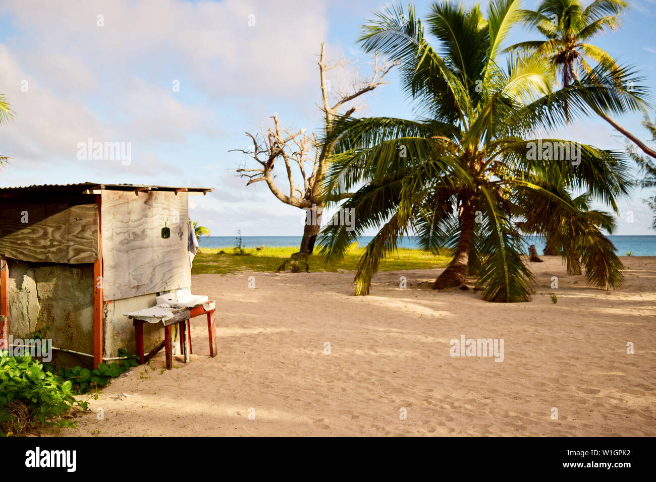 Einfache Badezimmer auf uoleva Insel, der taiana Resort, Tonga Stockfoto