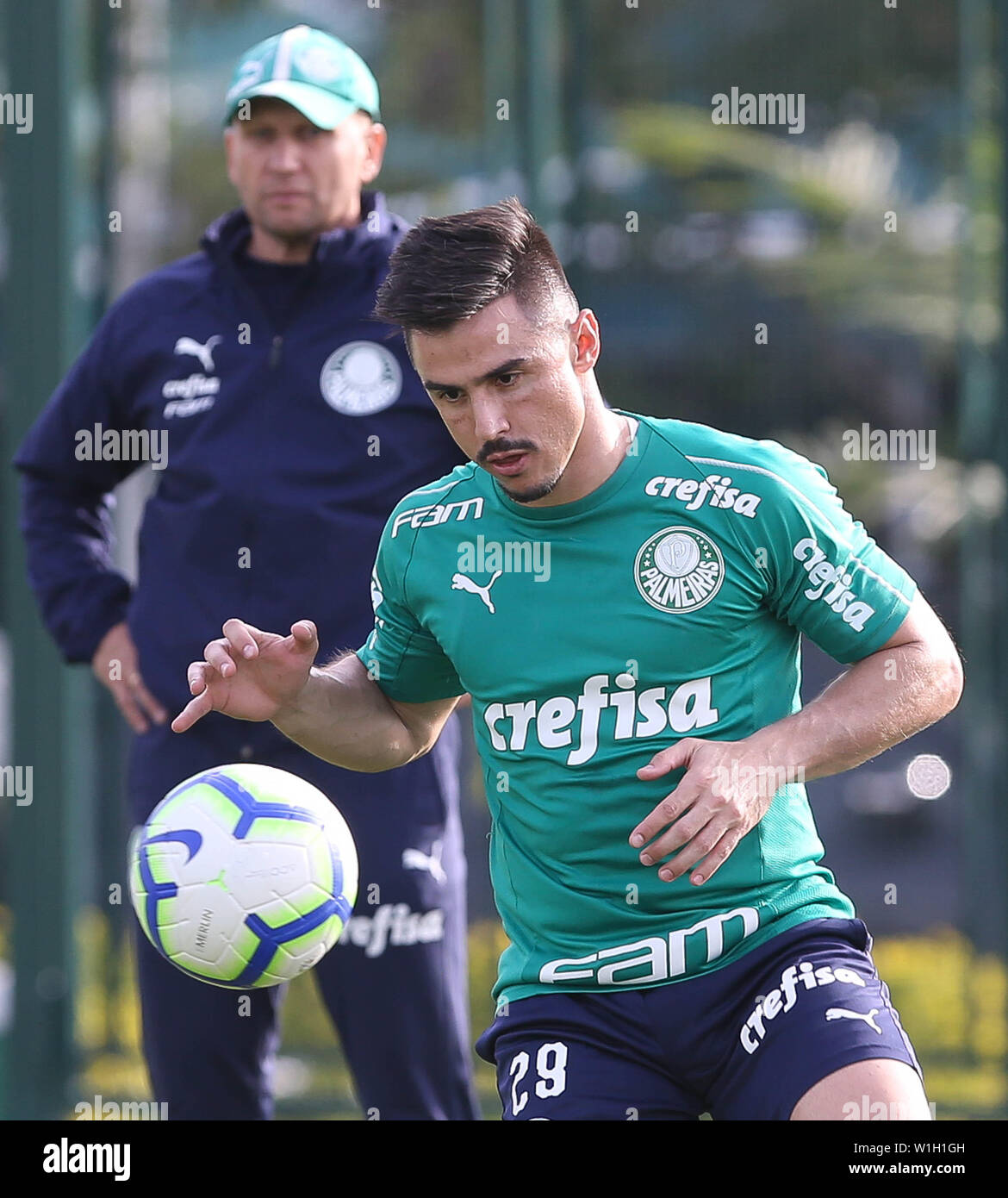 SÃO PAULO, SP - 02.07.2019: TRAINING DER PALMEIRAS - Der Spieler William, von SE Palmeiras, während der Ausbildung, bei der Fußball-Akademie. (Foto: Cesar Greco/Fotoarena) Stockfoto