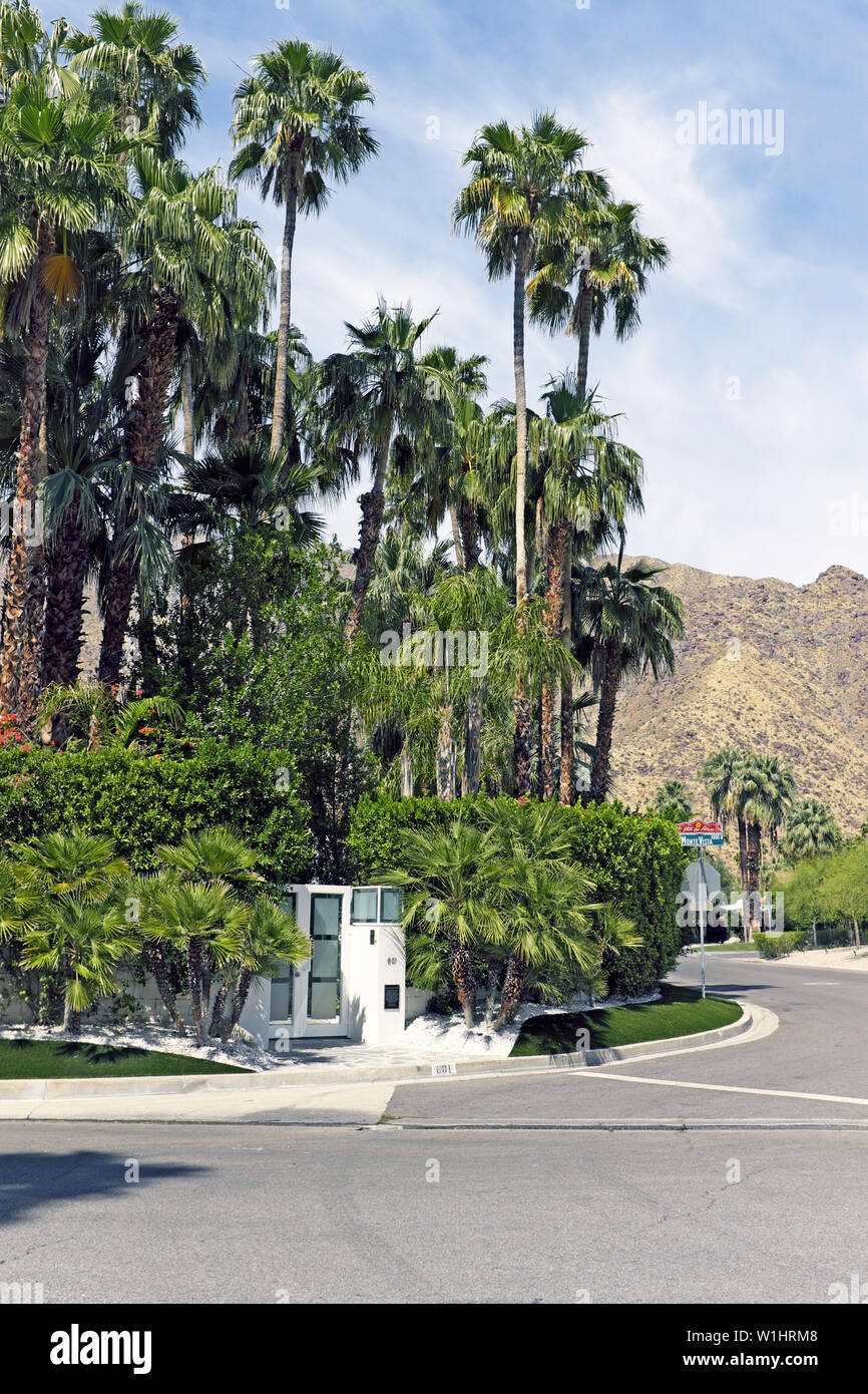 Harold Robbins Estate in West Camino Sur im Viertel Las Palmas in Palm Springs, Kalifornien, wo er 1997 vorbeizog. Stockfoto
