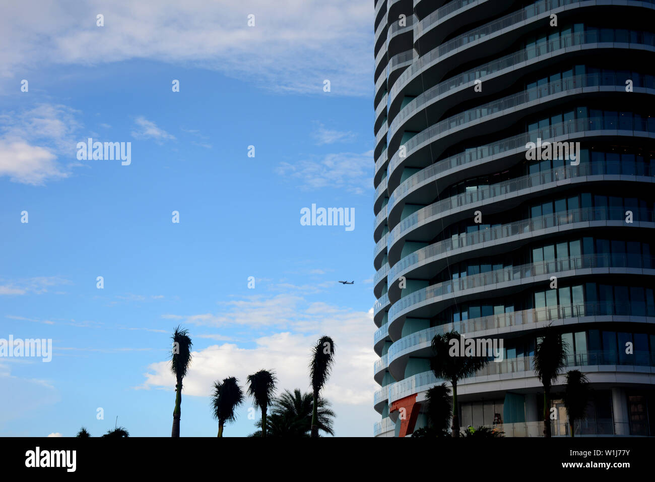 Es ist eine schöne Aussicht auf das neue Gebäude letzte Stufe Stockfoto