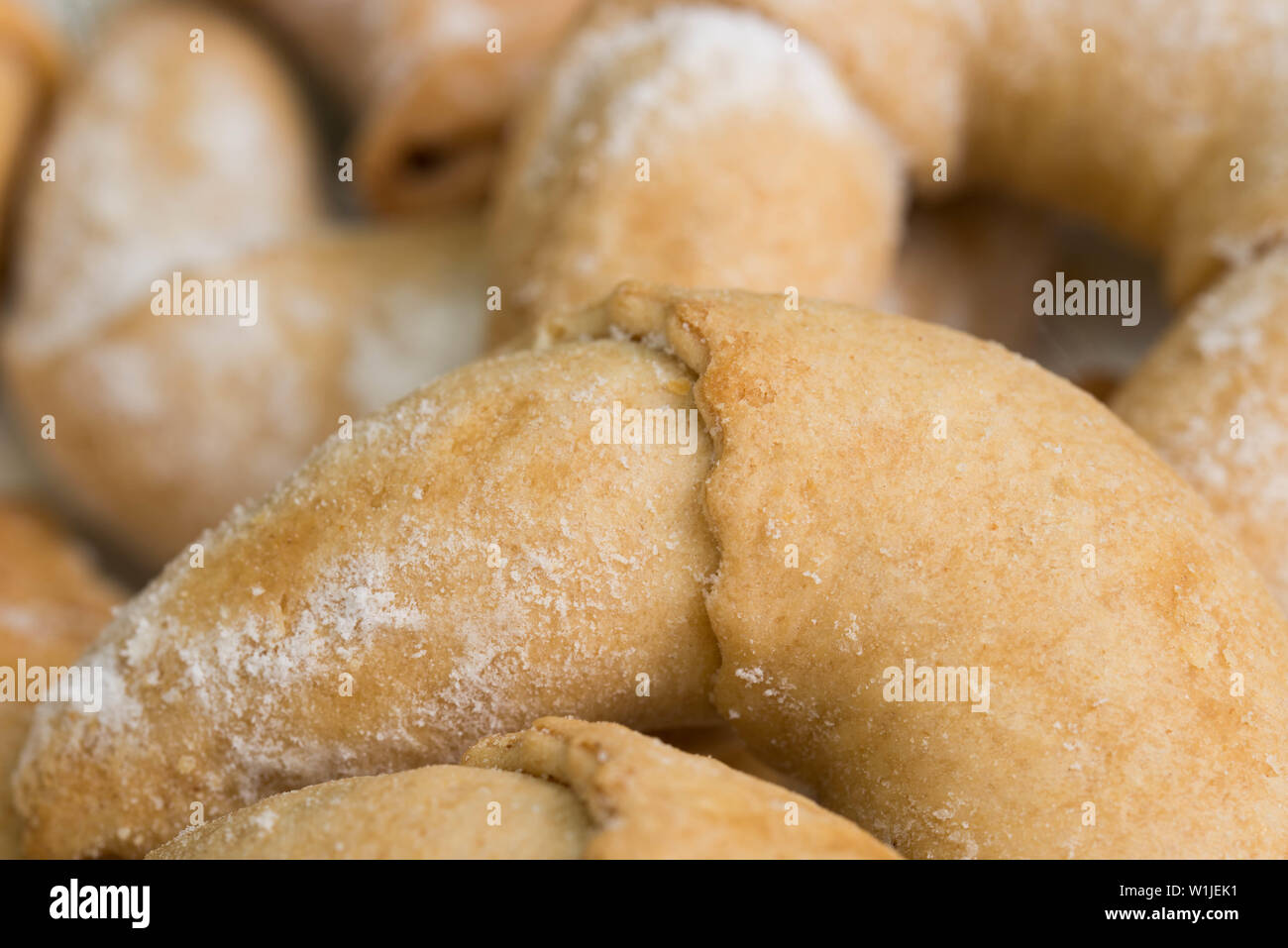 Mürbteig Gebäck roll crosiisants mit Marmelade closeup Stockfoto