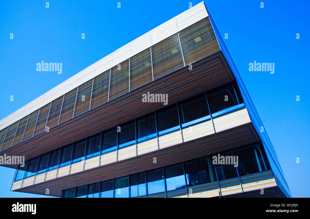 Umea, Schweden - 24 April 2019: Neues, modernes Haus in künstlerischen Campus Stockfoto