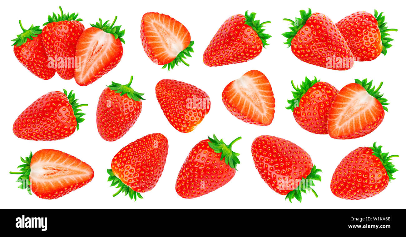 Köstliche ganze und gehackte frische reife Erdbeeren auf weißem Hintergrund Stockfoto