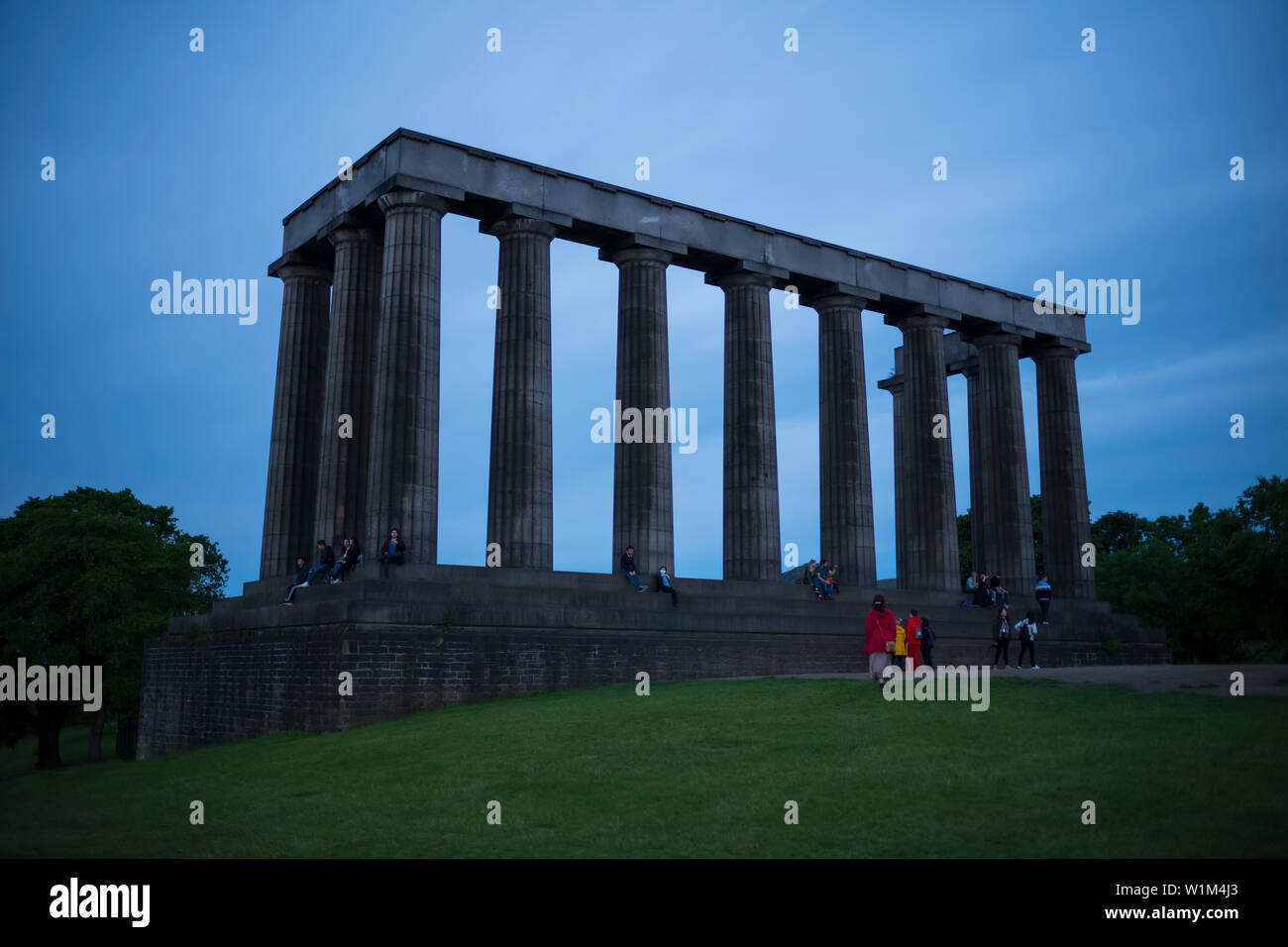 Das nationale Denkmal von Schottland auf dem Calton Hill, ein UNESCO-Weltkulturerbe in Edinburgh, Schottland. Stockfoto