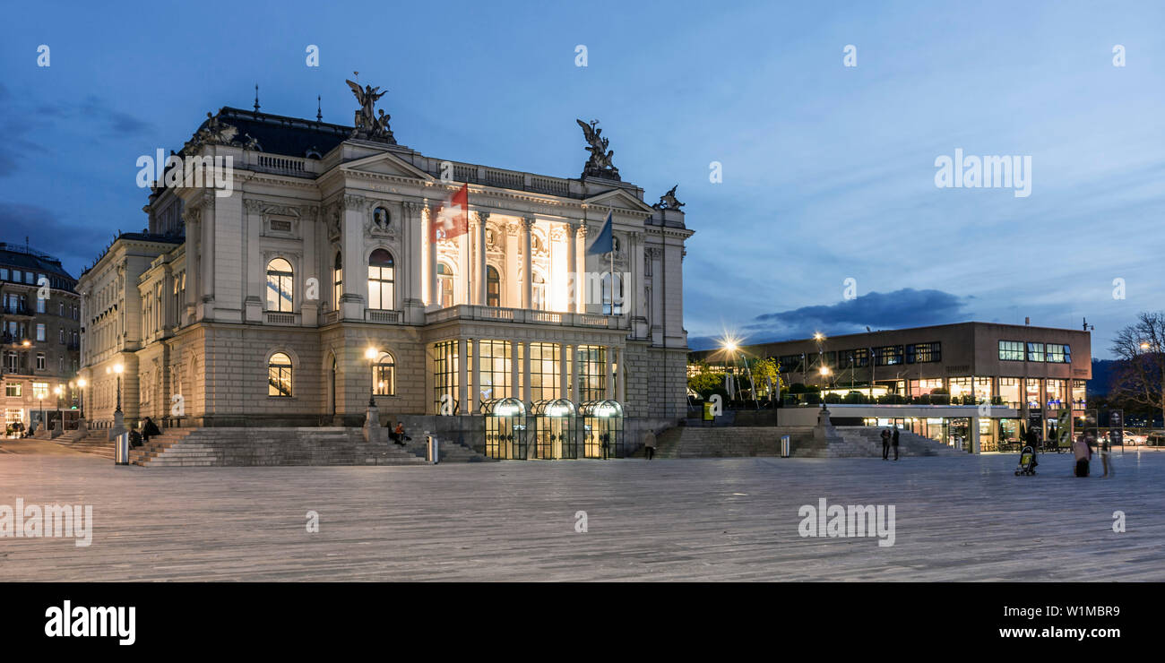 Oper, Sechselaeuten Square, Zürich, Schweiz, Europa Stockfoto
