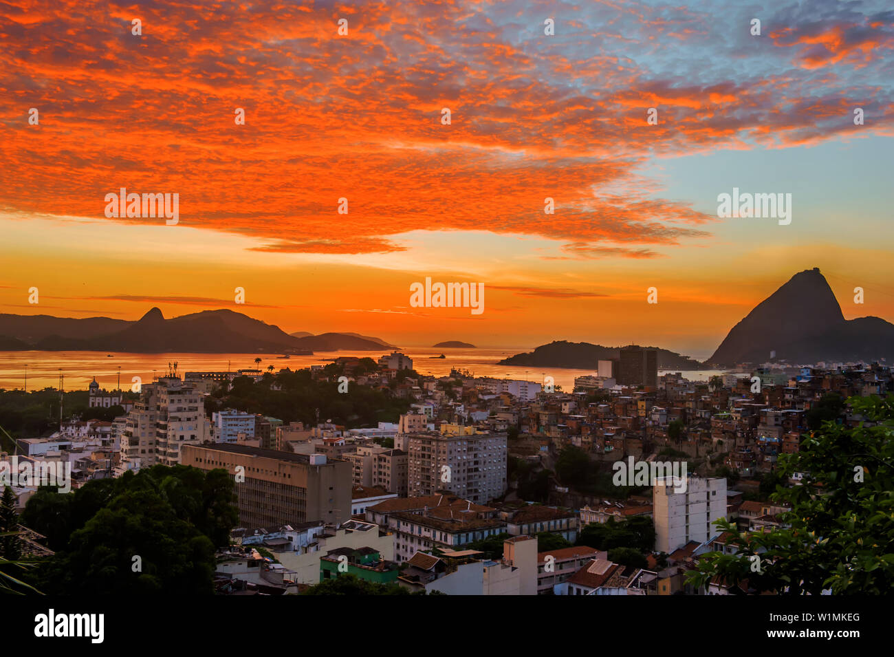 Rio de Janeiro Morgen Sonnenaufgang Farben Zuckerhut Stockfoto