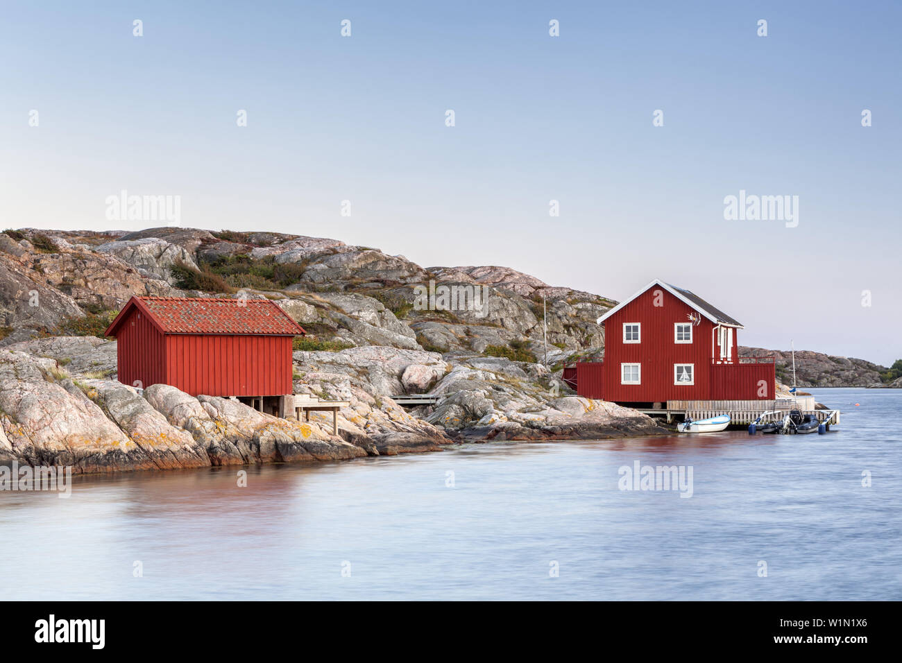 Rot Schwedische Hutte Am Meer Insel Tjorn Skarhamn Bohuslan