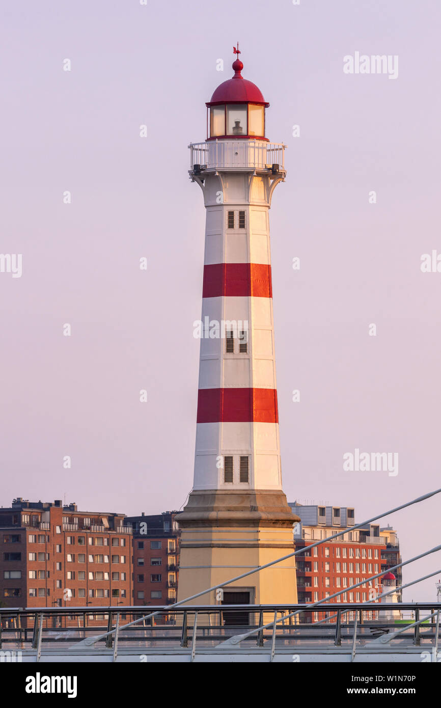 Leuchtturm am inneren Hafen von Malmö, Malmö, Skane, Südschweden, Schweden, Skandinavien, Nordeuropa Stockfoto