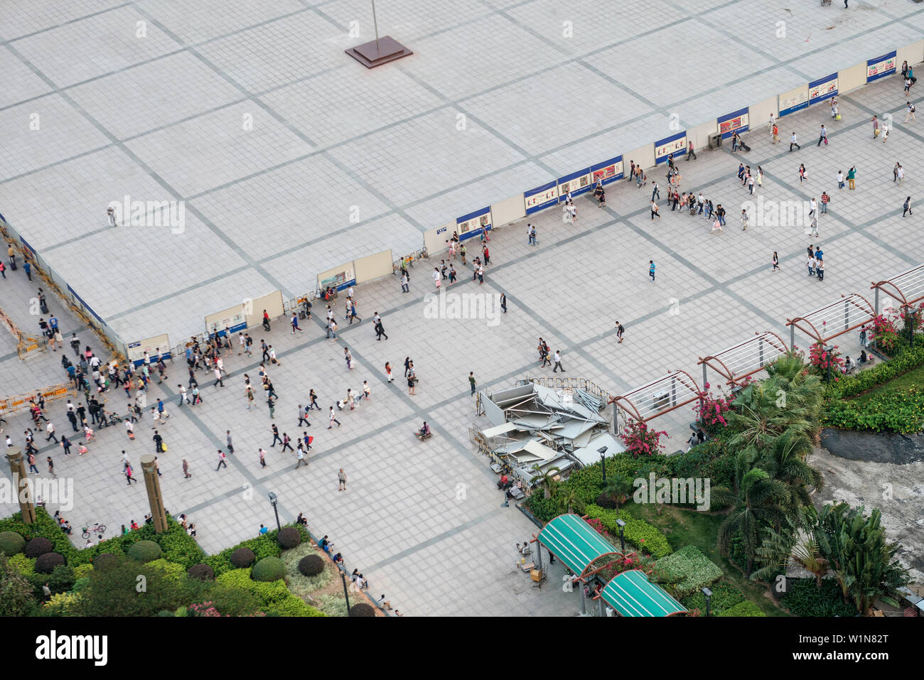 Die Menschen in der Nähe der Grenze vom Festland China, Macau, Zhuhai, Guangdong Province, China Stockfoto