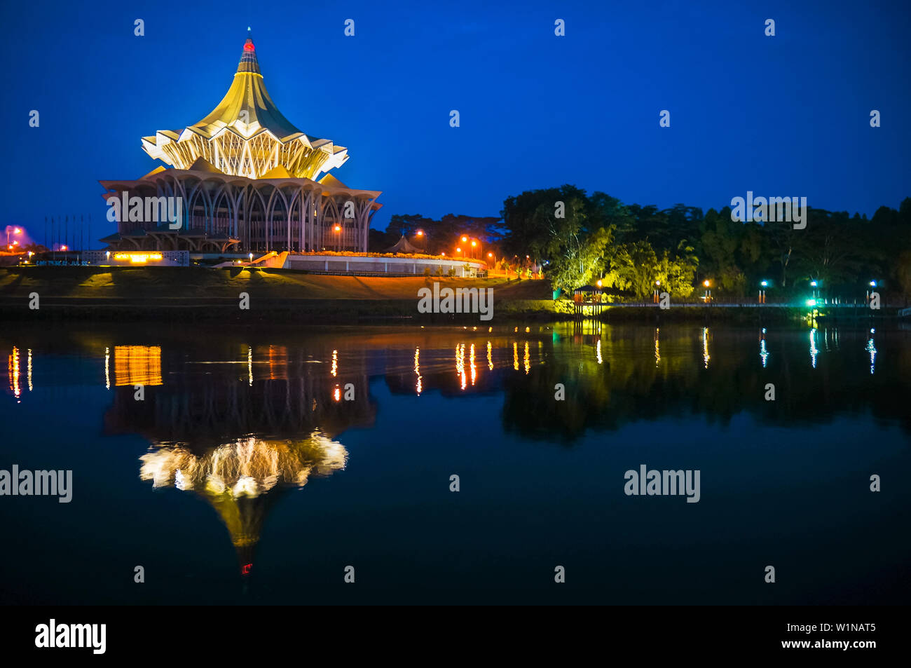 Sarawak Legislative Assembly Building Wahrzeichen von Kuching, Malaysia Stockfoto