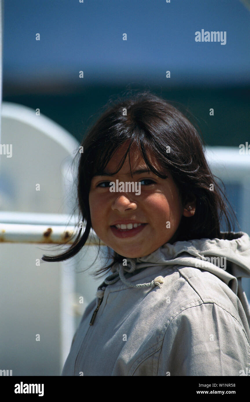 Chilenische Mädchen an Bord der Puerto Eden-Chile Stockfoto