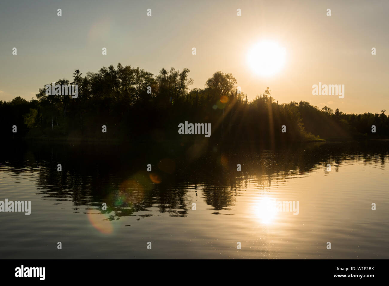 Sonnenuntergang auf Spider See in der chequamegon National Forest. Stockfoto