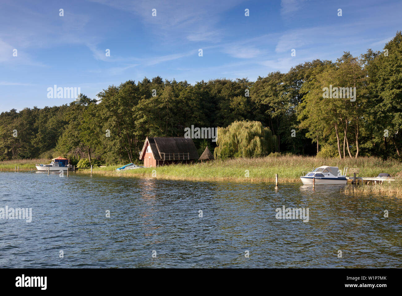 Boatshouse am Schweriner See, Mecklenburgische Seenplatte, Mecklenburg-Vorpommern, Deutschland Stockfoto