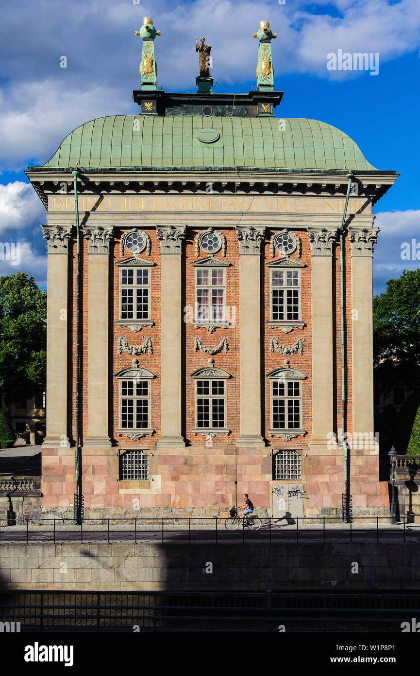 Fahrrad vor Riddarhuset, Stockholm, Schweden Stockfoto