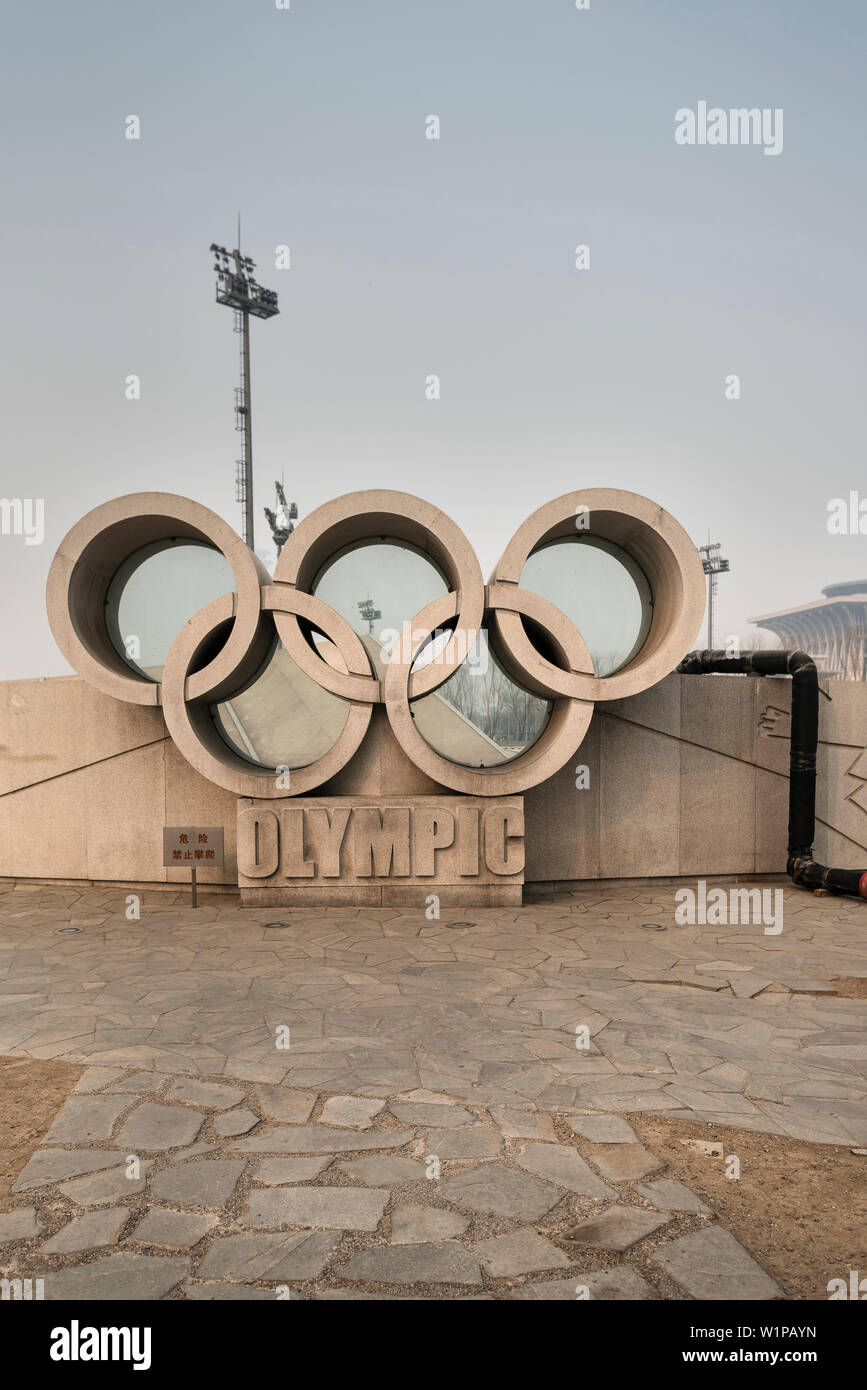 Olympische Ringe, Denkmal, Olympische Grün, Peking, China, Asien Stockfoto