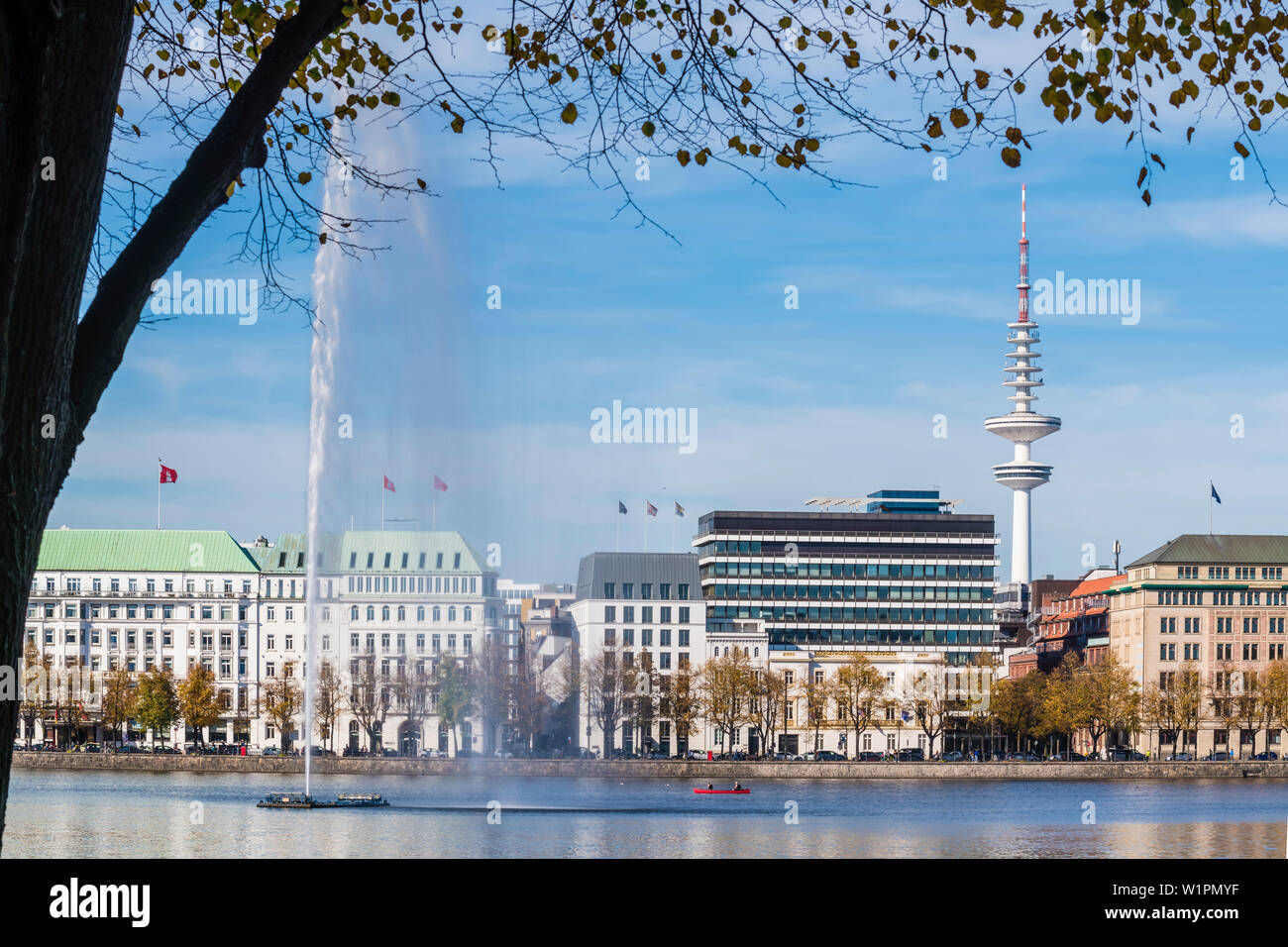 Brunnen, Fernsehturm, Binnenalster, Hamburg, Deutschland Stockfoto