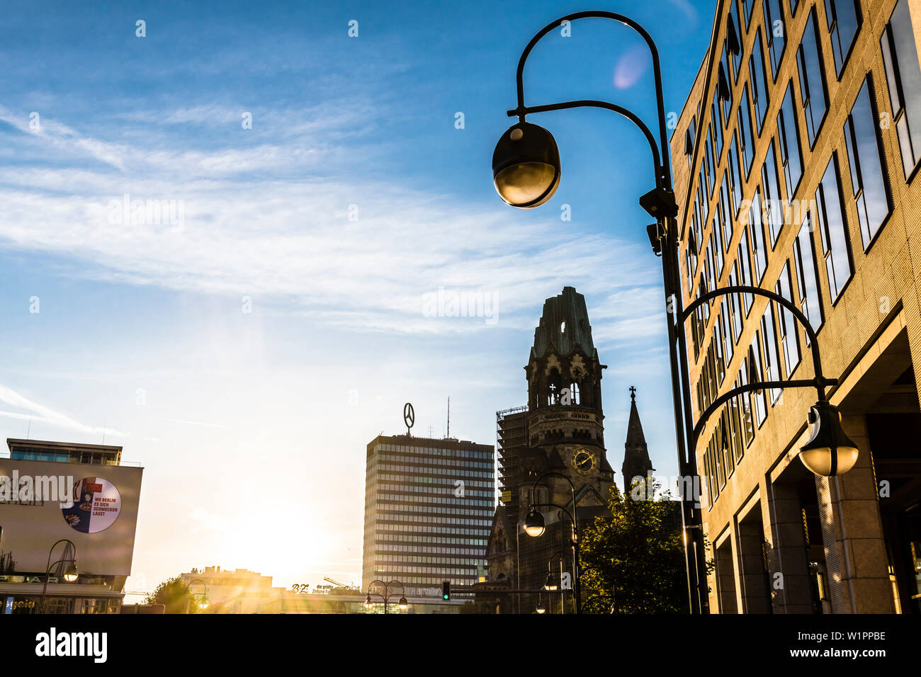 Sunrise, Europacenter, Kaiser Wilhelm Gedächtniskirche, Breitscheitplatz, Berlin, Deutschland Stockfoto