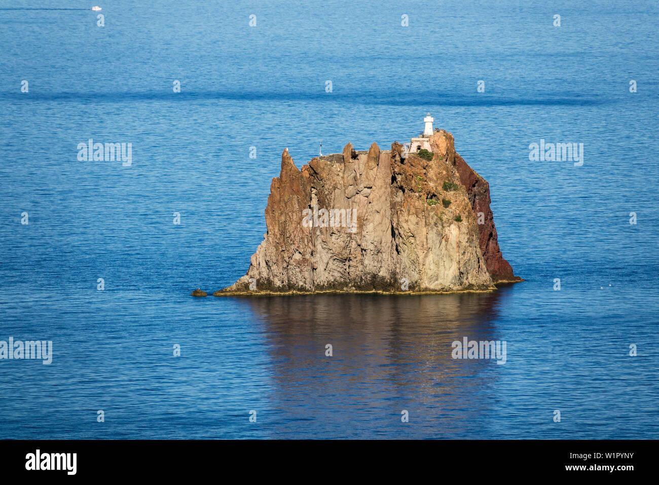 Strombolicchio aus die Insel Stromboli, Äolische Inseln Lipari Inseln, Meer, Mittelmeer, Italien, Europa Stockfoto