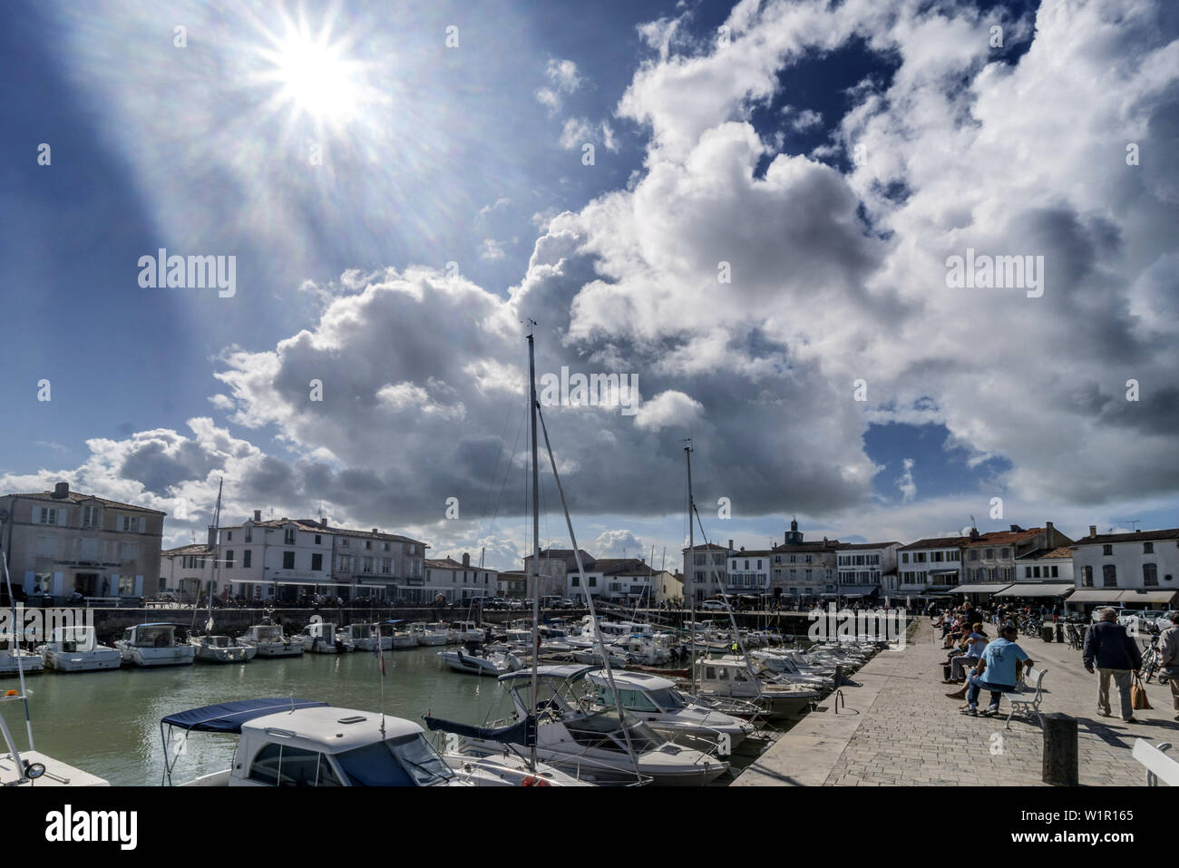 Hafen von La Couarde-sur-Mer, Ile de Re, Nouvelle-Aquitaine, Französisch westcoast, Frankreich Stockfoto