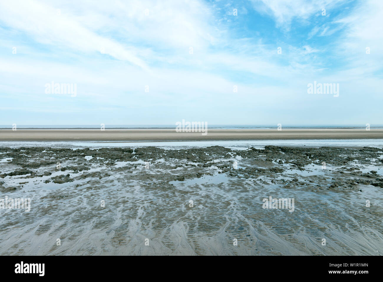 UNESCO-Welterbe Wattenmeer bei Ebbe am Strand von St. Peter-Ording, Schleswig-Holstein, Deutschland, Nordsee Stockfoto