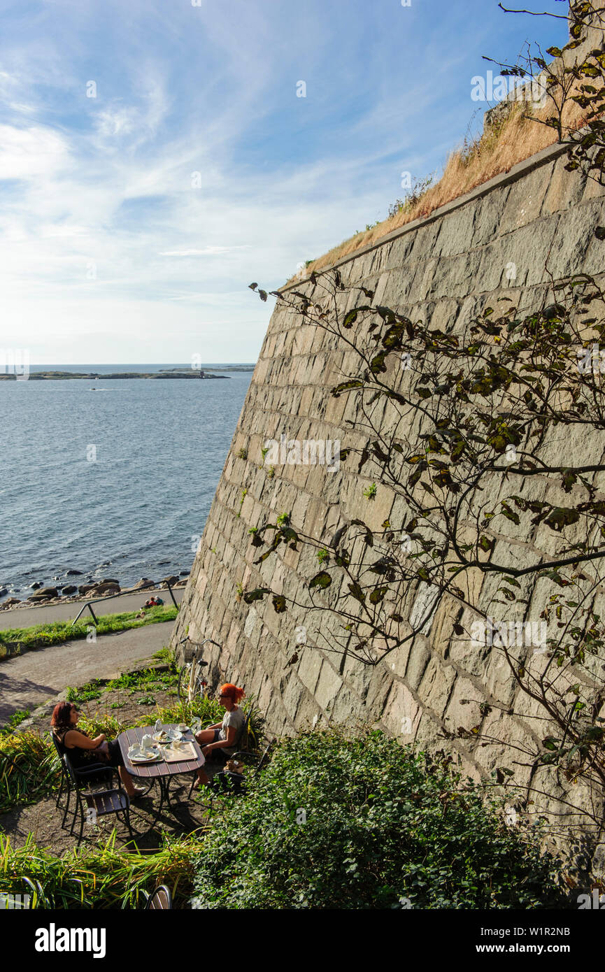 Cafe an der Festung Varberg, Schweden Stockfoto