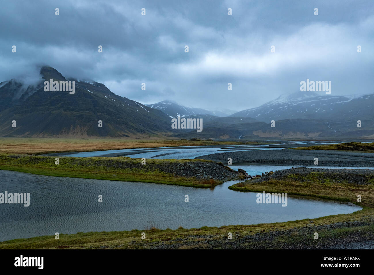 Weite Landschaft der Berge, Seen und Gletscher der Skaftafell Region Südosten von Island Stockfoto