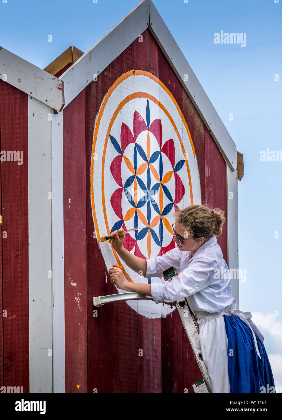 Pennsylvania, USA - 30. Juni 2019. Hex-Zeichen malen Demonstration in Kutztown Folk Festival Stockfoto