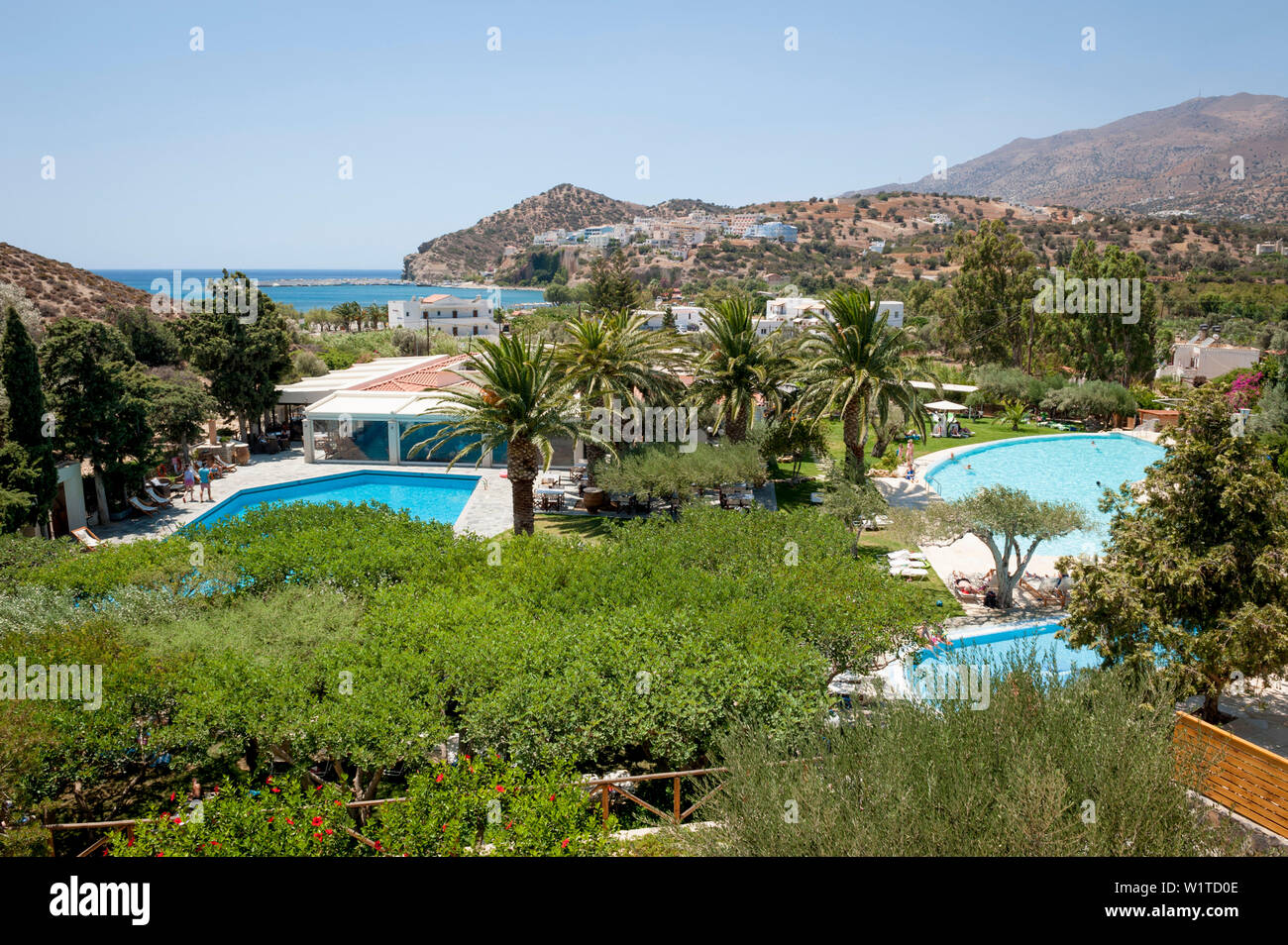 Garten mit Schwimmbad, hotel, Agia Galini, Kreta, Griechenland, Europa Stockfoto