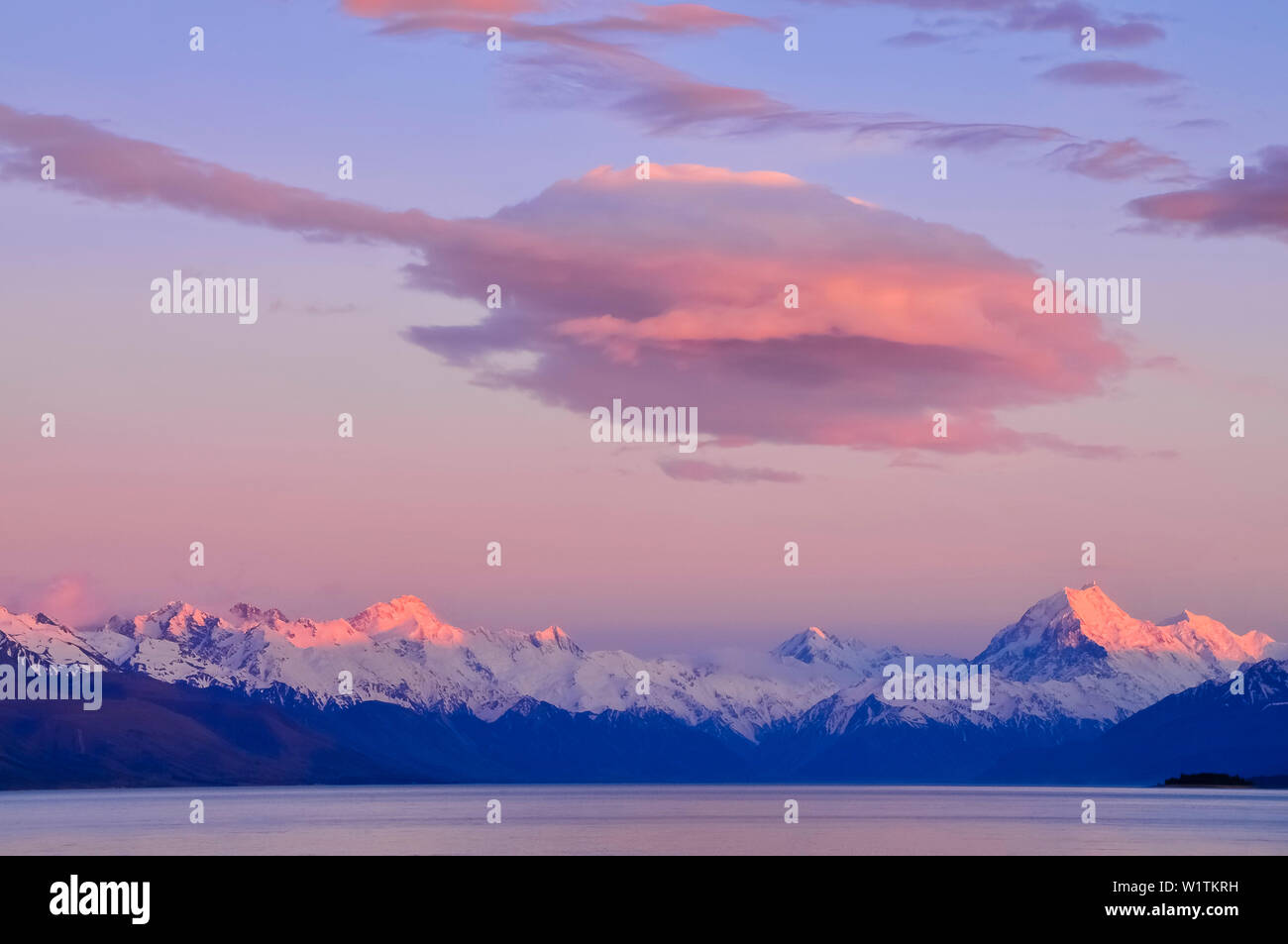 Sonnenuntergang am Mount Cook, Mackenzie, Centerbury, Südinsel, Neuseeland Stockfoto