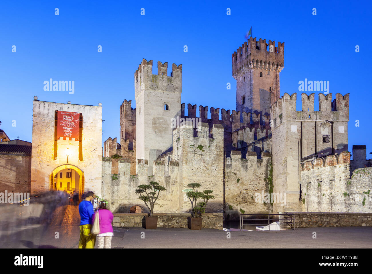 Scaliger Burg in Sirmione, Gardasee, Nördliche Italienische Seen, Venetien, Norditalien, Italien, Südeuropa, Europa Stockfoto