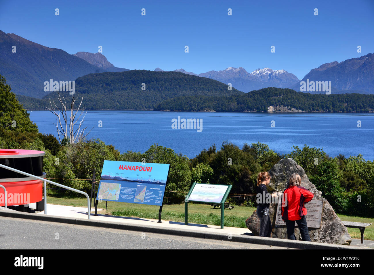 Am Lake Manapouri im Fjordland National Park, South Island, Neuseeland Stockfoto