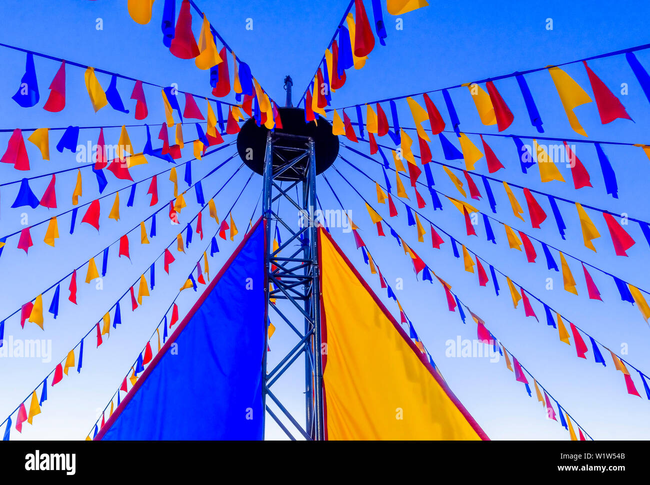 Flagge kunst Installation, Schiffe an Land, Festival, Richmond, British Columbia, Kanada. Stockfoto