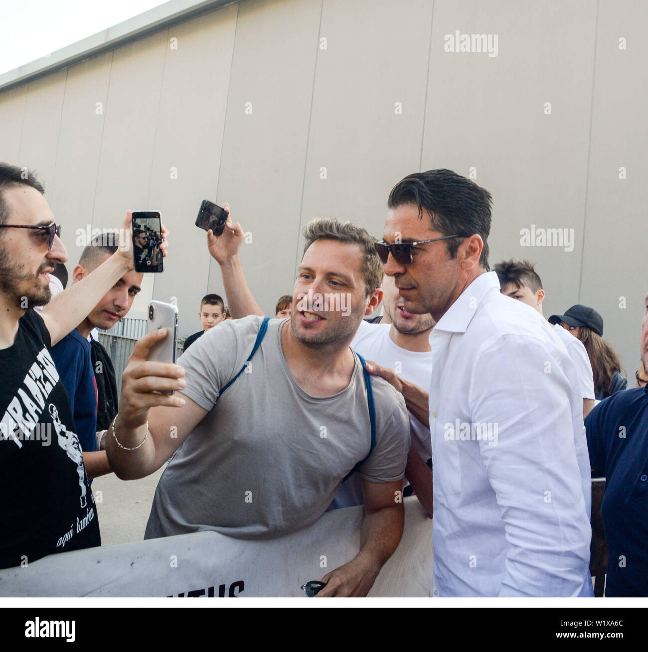 Anreise J MEDIZINISCHE VON TURIN von Torwart Gianluigi Buffon von Juventus Turin (Edoardo Sismondi/Fotogramma, TURIN - 2019-07-04) p.s. La foto e 'utilizzabile nel rispetto del contesto in Cui e' Stata scattata, e senza intento diffamatorio del decoro delle Persone rappresentate Stockfoto