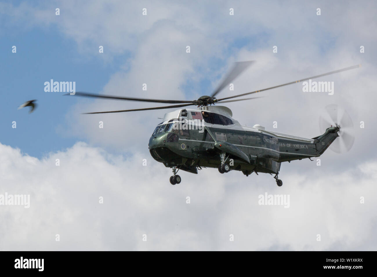 United States Marine Corps Sikorsky VH-3D Sea King Hubschrauber, Rufzeichen Marine One, Winfield Haus zum Buckingham Palace mit US-Präsident Donald Trump & First Lady Melania Trump, Regent's Park, London fahren. Mit: Atmosphäre, Wo: London, Großbritannien Wann: 03 Jun 2019 Credit: Wheatley/WANN Stockfoto