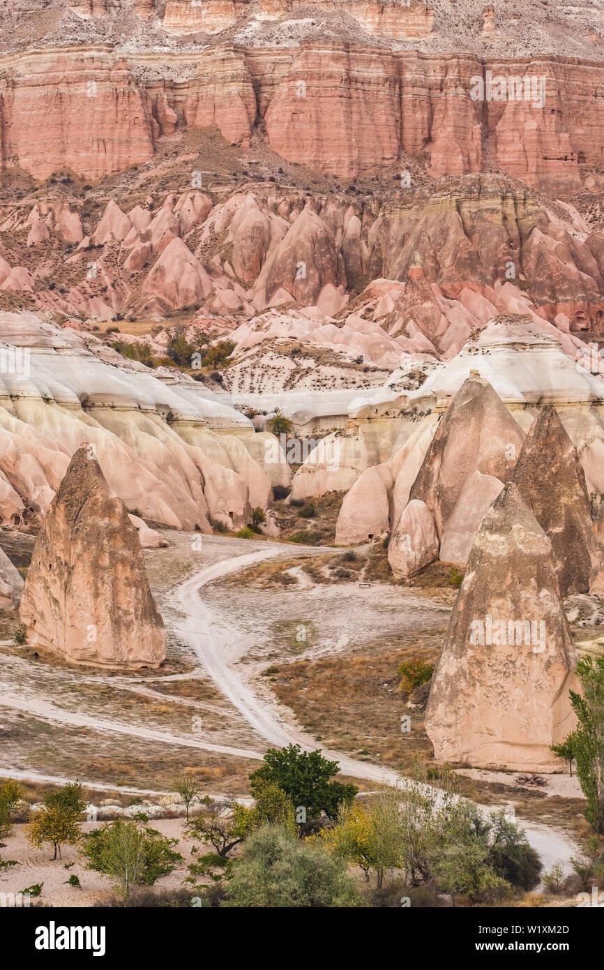 Landschaft der Roten Tal in Kappadokien, Türkei Stockfoto