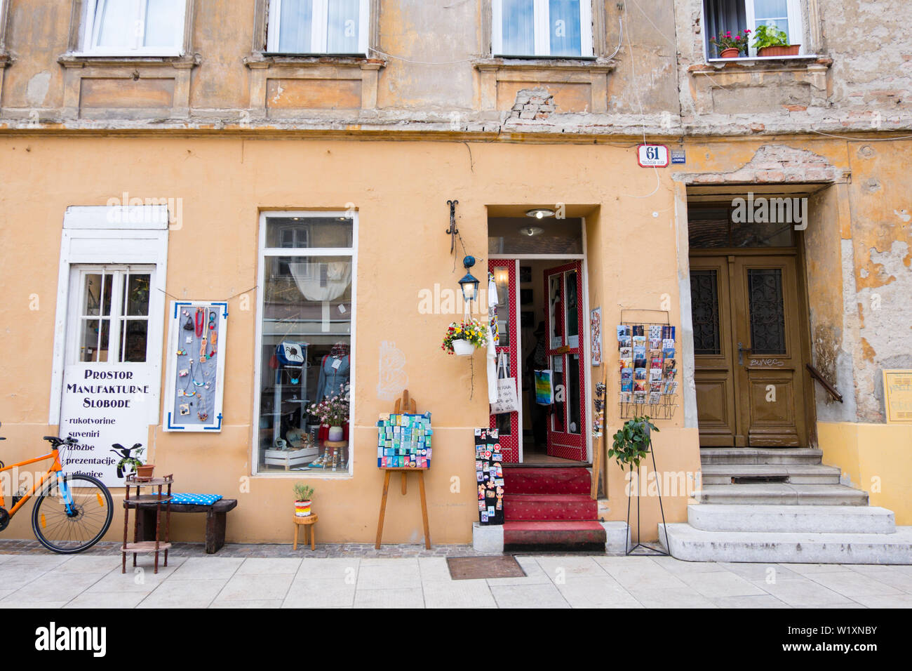 Shopfront, Ulica Ivana Tkalcica, Zagreb, Kroatien Stockfoto