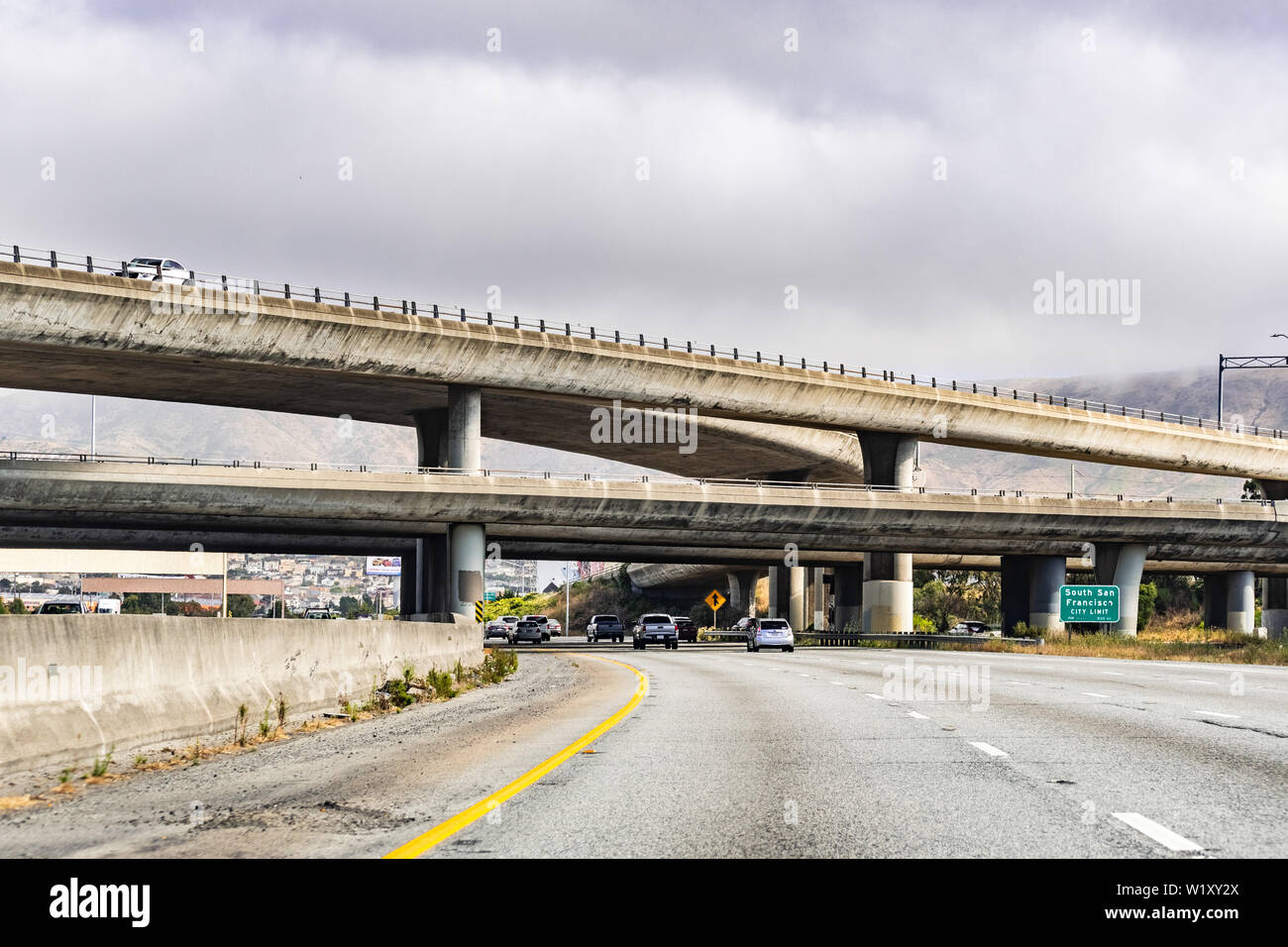 Juni 30, 2019 South San Francisco/CA/USA - Autobahnkreuz in der San Francisco Bay Area. Stockfoto