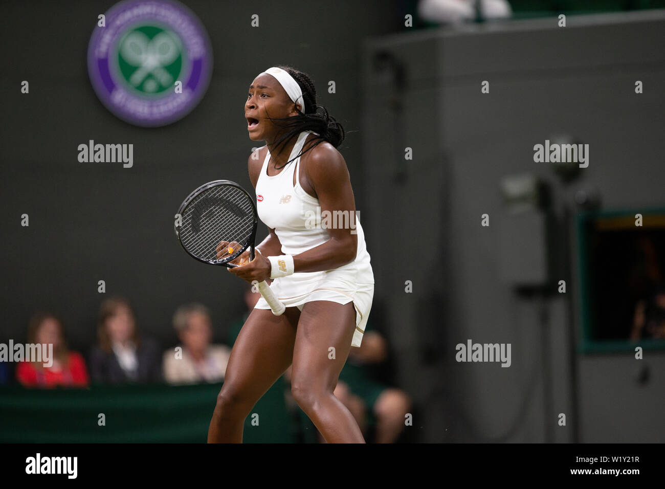 LONDON, ENGLAND - Juli 03: Cori Gauff der USA in Aktion während ihrer Frauen singles zweite Runde am dritten Tag der Meisterschaften - Wimbledon 2019 bei All England Lawn Tennis und Croquet Club am Juli 03, 2019 in London, England. Stockfoto